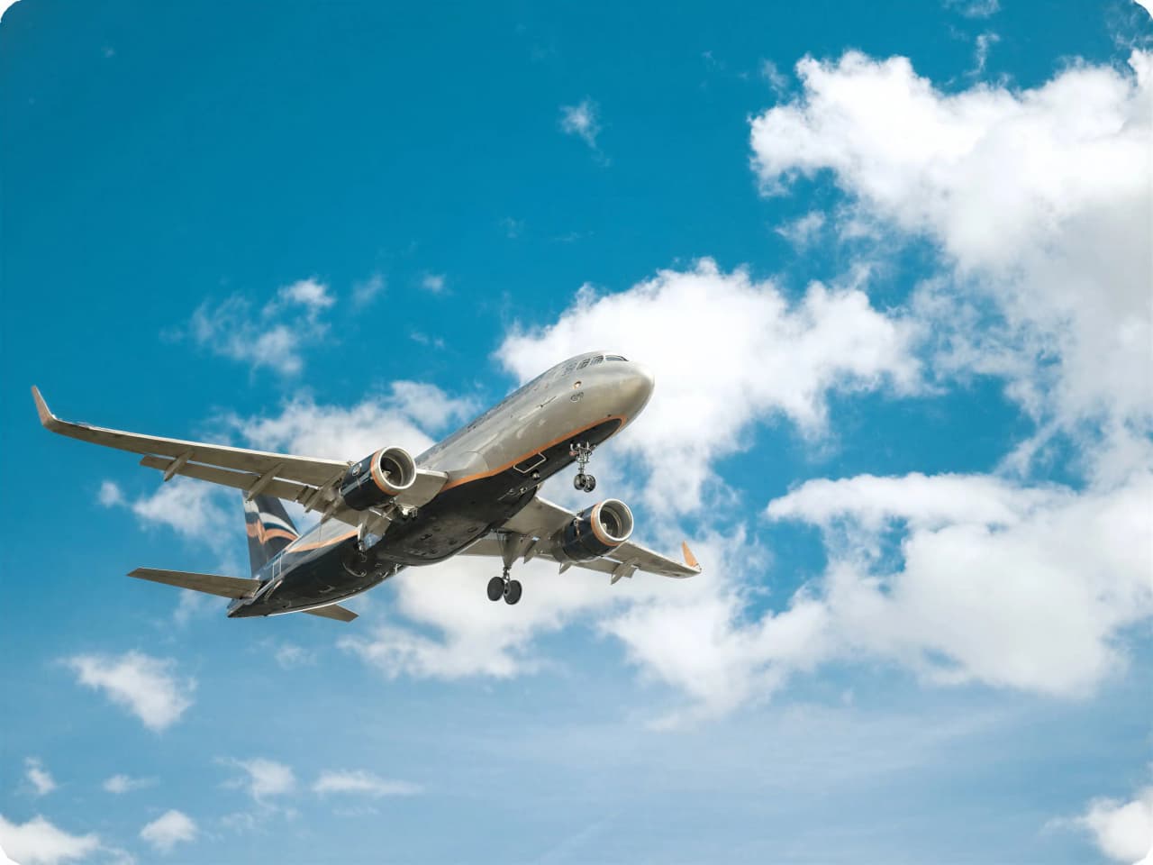 Servicio Aéreo Oficina a Puerta